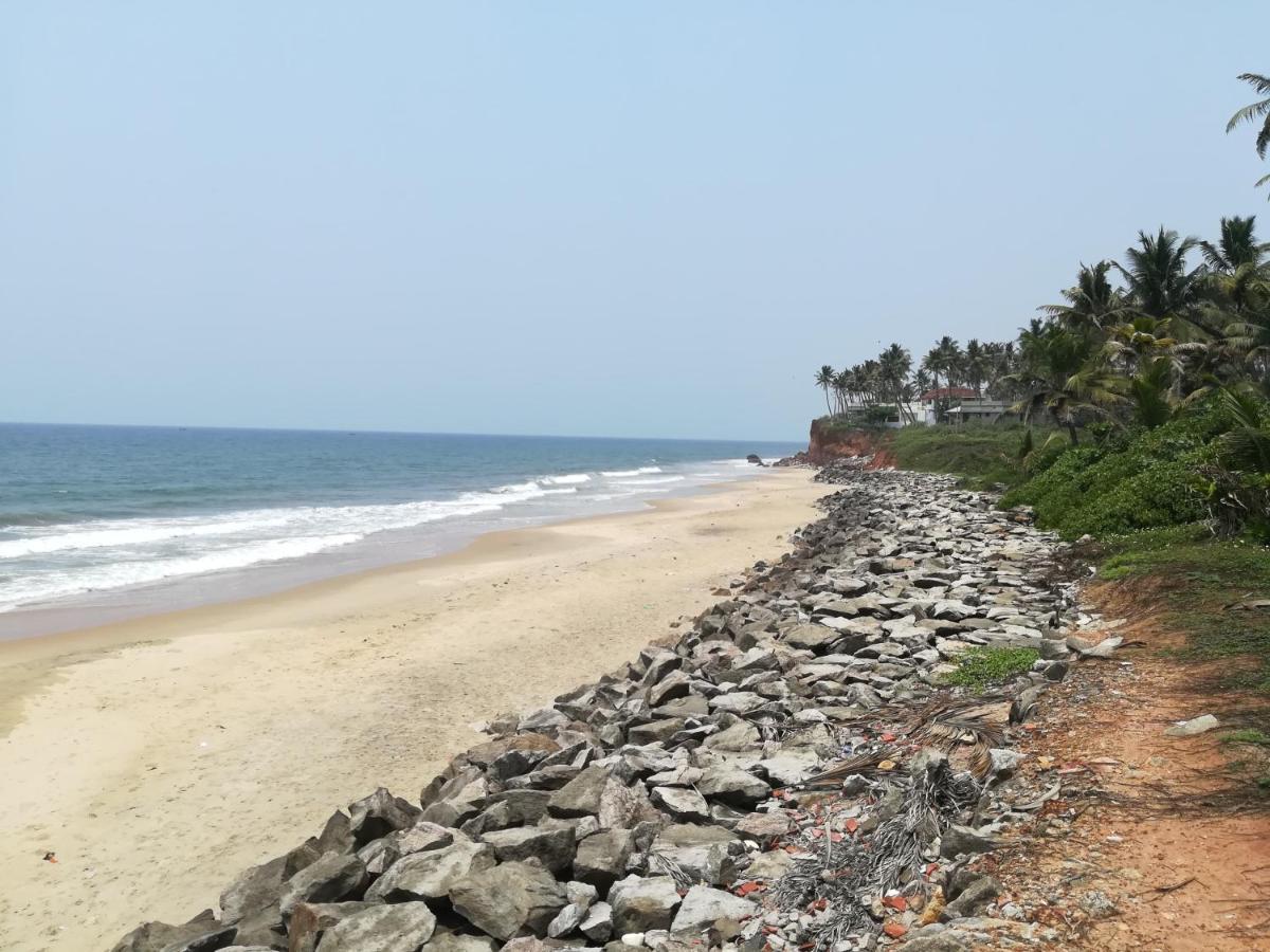 Sukriti Beach Resort Varkala Buitenkant foto