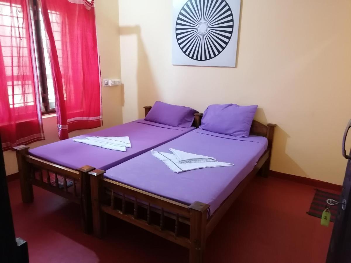 Sukriti Beach Resort Varkala Buitenkant foto