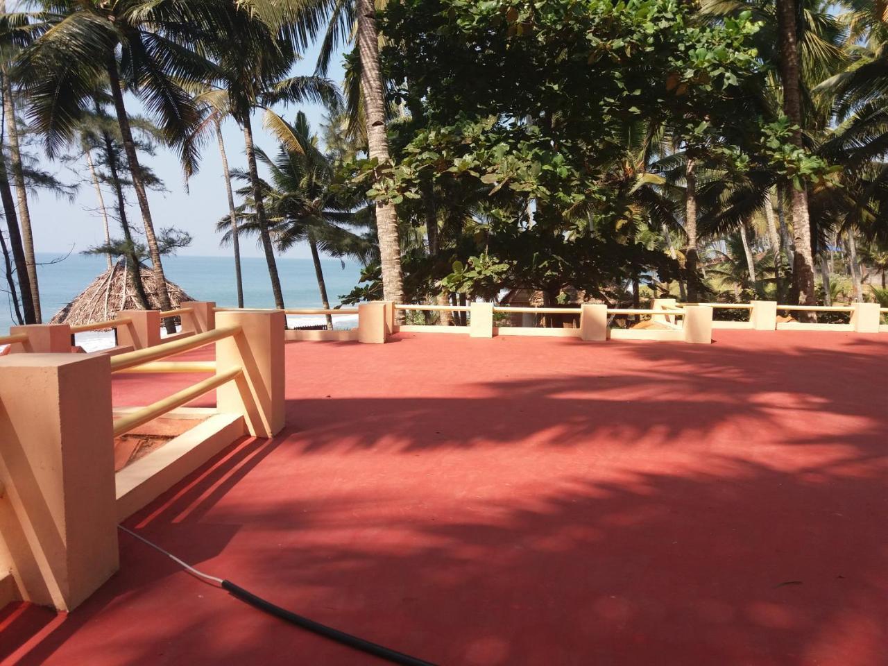 Sukriti Beach Resort Varkala Buitenkant foto