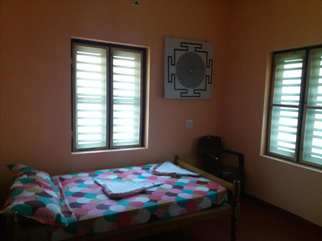 Sukriti Beach Resort Varkala Buitenkant foto