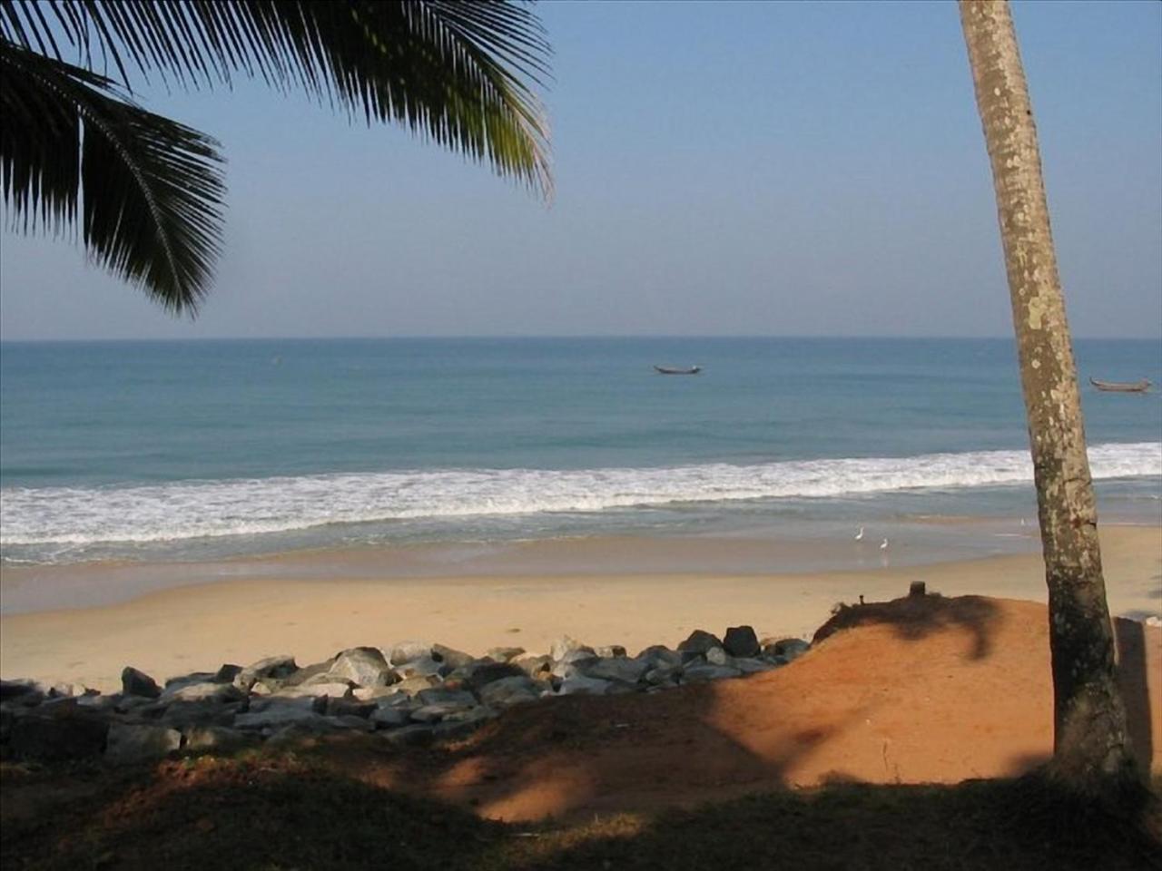 Sukriti Beach Resort Varkala Buitenkant foto