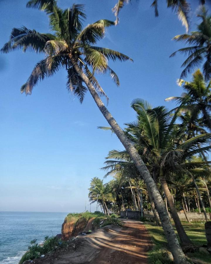 Sukriti Beach Resort Varkala Buitenkant foto