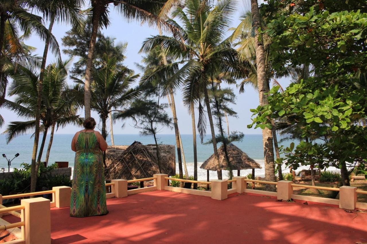 Sukriti Beach Resort Varkala Buitenkant foto